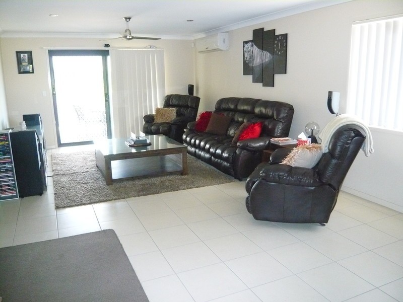 Pacific Pines QLD 4211