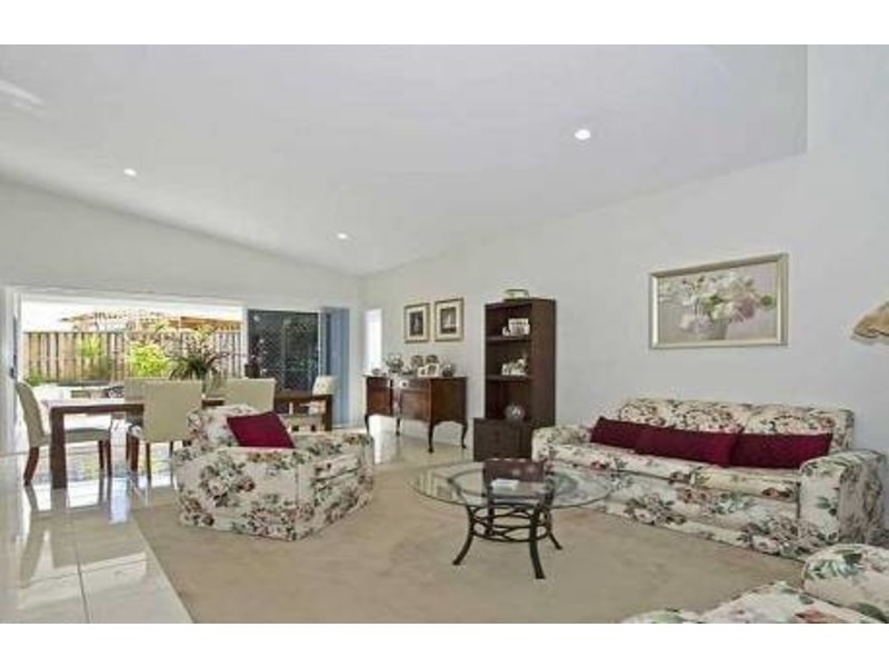 6 Cherry Court, Coomera QLD 4209