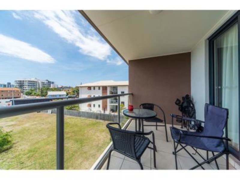 Labrador QLD 4215