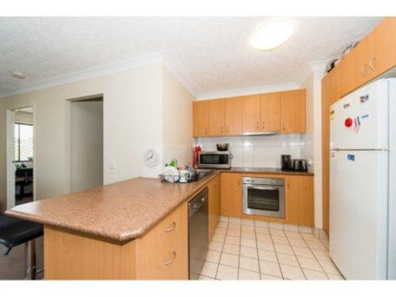 Labrador QLD 4215