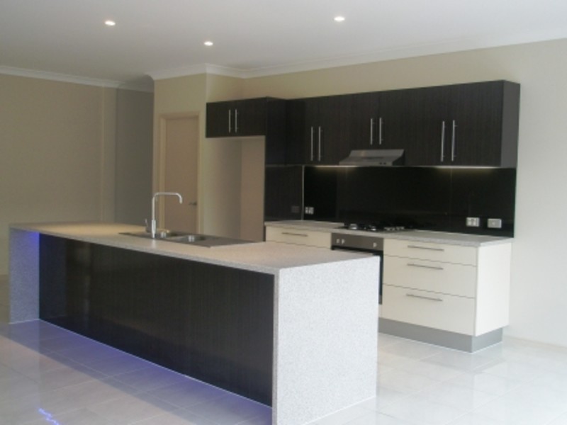 56 Rhodium Crescent, Hope Island QLD 4212