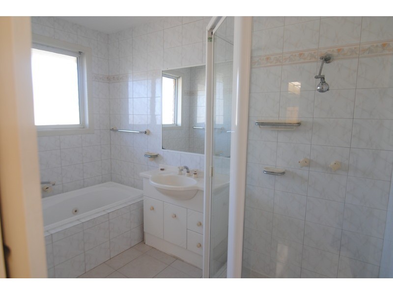 17 Jowett Street, Coomera QLD 4209