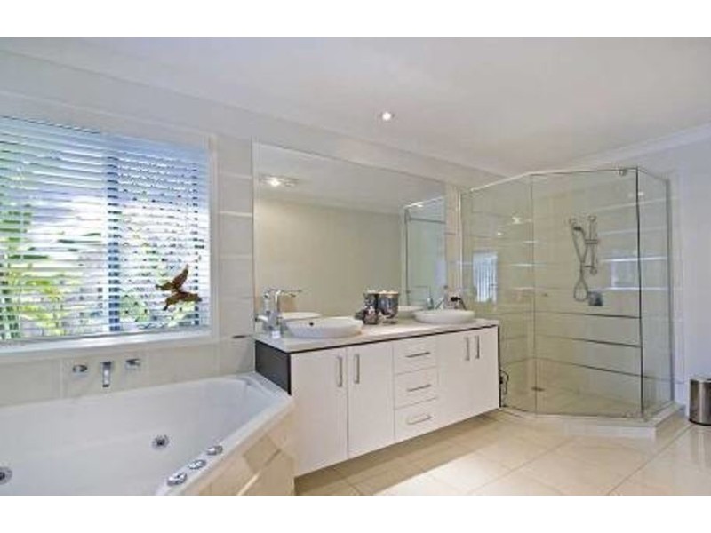 6 Cherry Court, Coomera QLD 4209