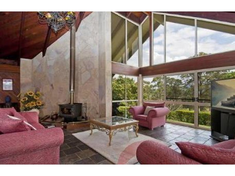 30 Holyrood Road, Maudsland QLD 4210