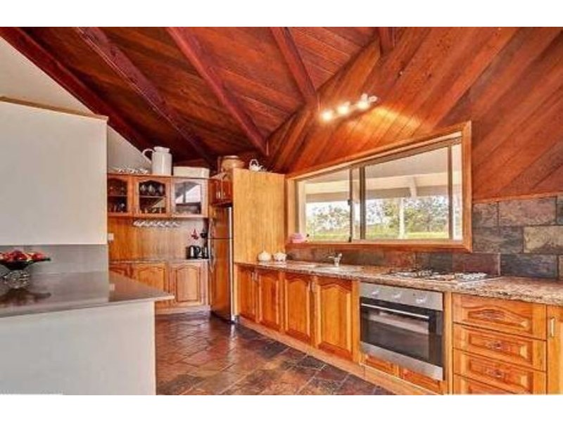 30 Holyrood Road, Maudsland QLD 4210