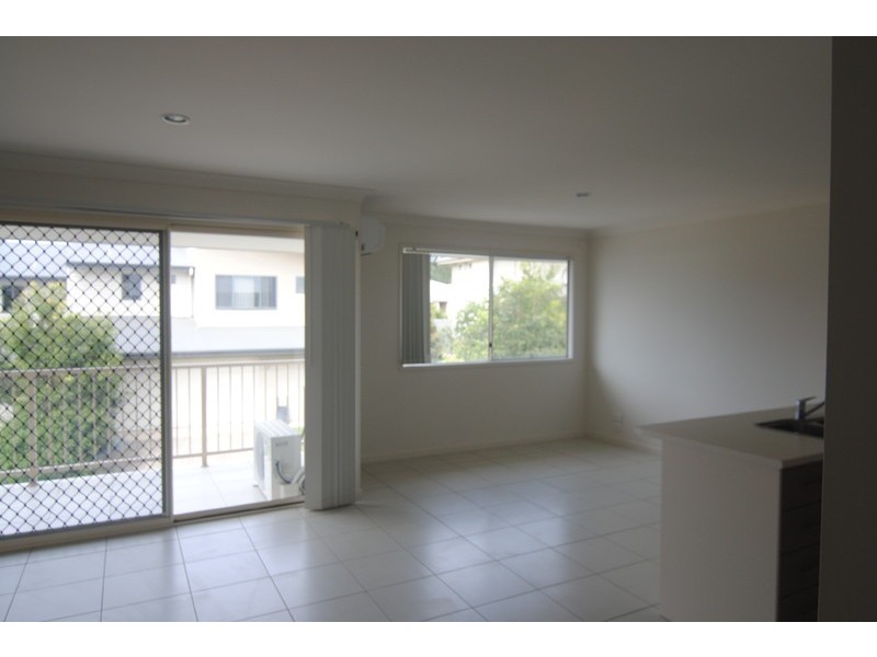 8/26 Benji Lane, Upper Coomera QLD 4209