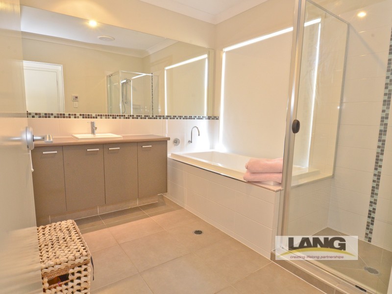 Coomera QLD 4209