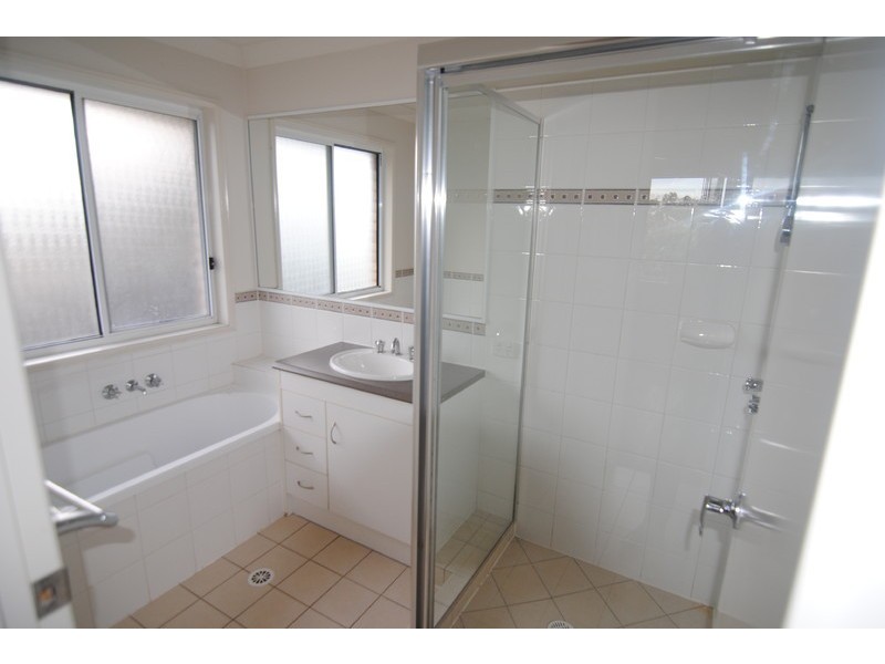 1/14 Macdonald Avenue, Upper Coomera QLD 4209