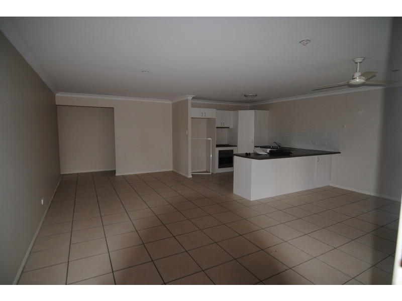 1/14 Macdonald Avenue, Upper Coomera QLD 4209
