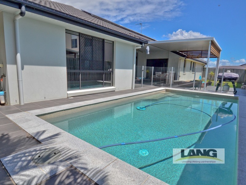 Oxenford QLD 4210