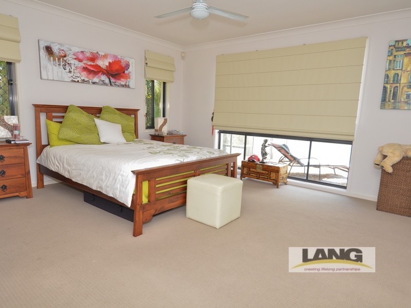 Oxenford QLD 4210