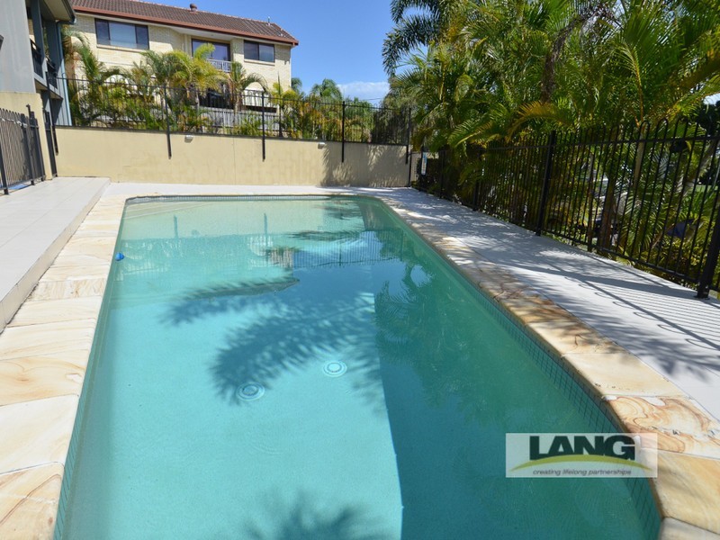 Biggera Waters QLD 4216