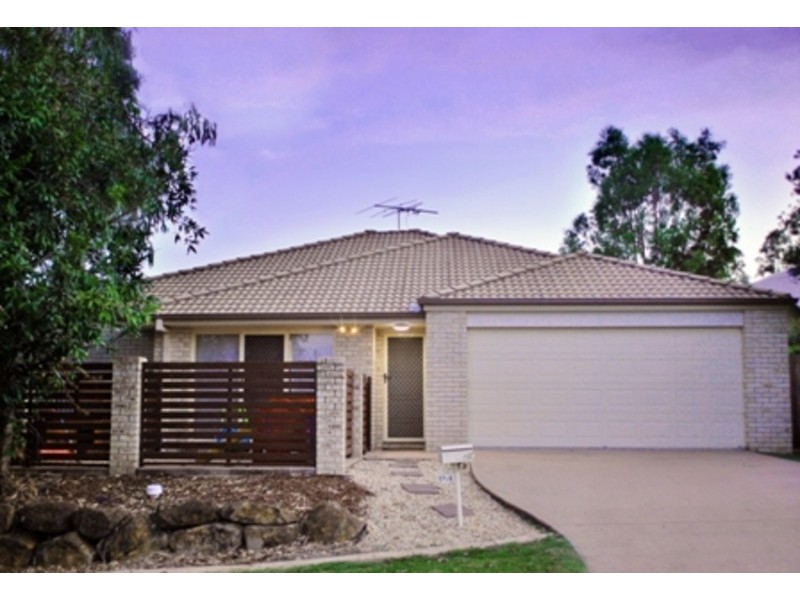 2/16 Redstart Street, Upper Coomera QLD 4209