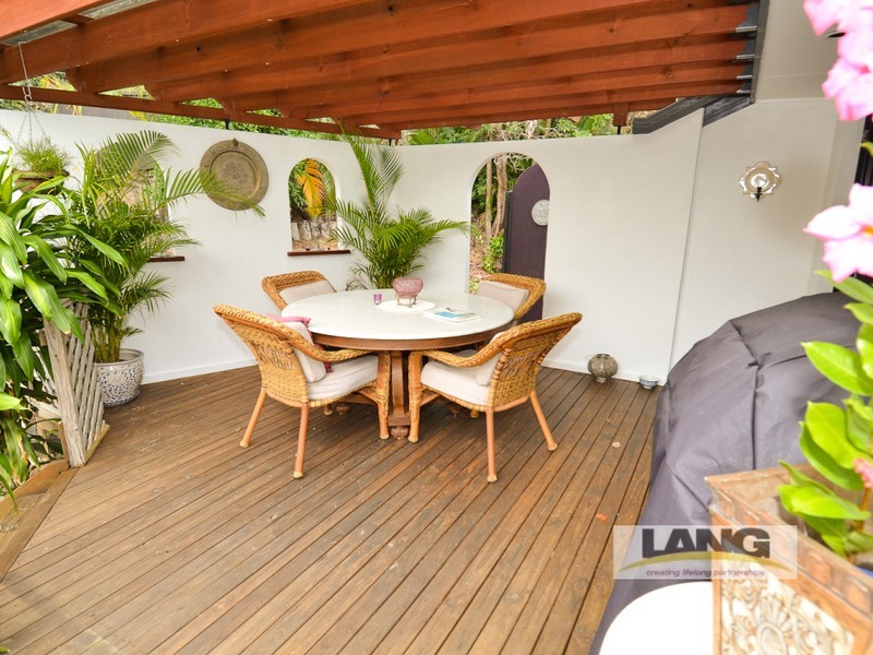 Pacific Pines QLD 4211