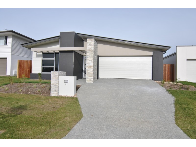 5 Bottle Brush Circuit, Coomera QLD 4209
