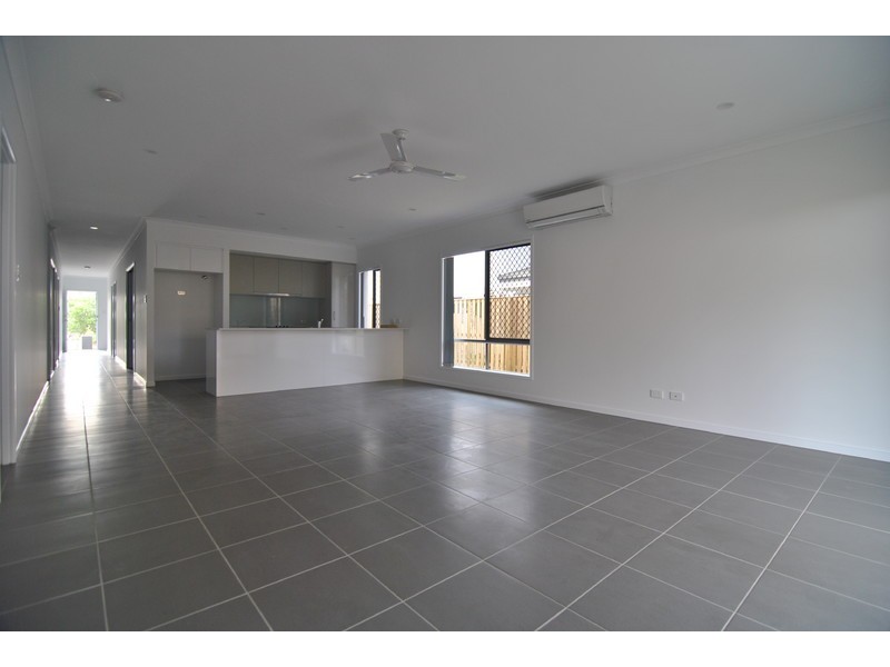 5 Bottle Brush Circuit, Coomera QLD 4209