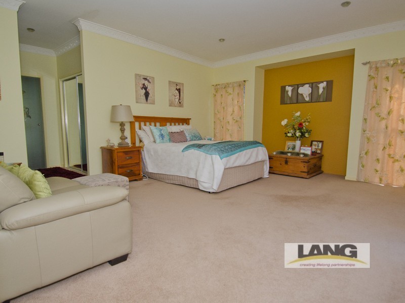 Wongawallan QLD 4210