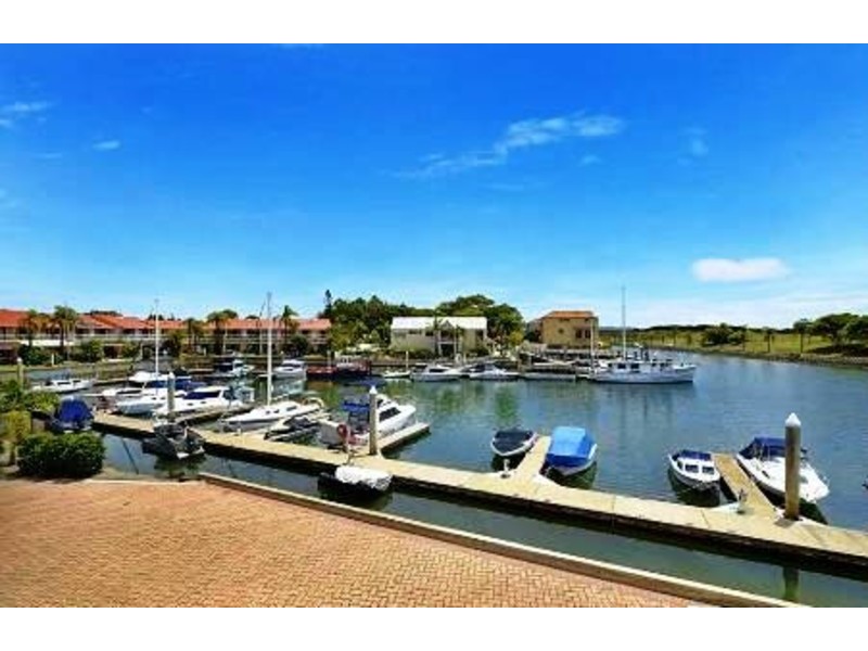 Hope Island QLD 4212