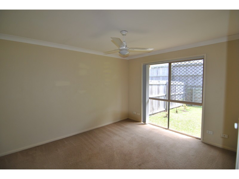 1/9 Old Kent Road, Upper Coomera QLD 4209