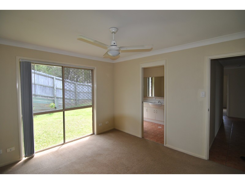 1/9 Old Kent Road, Upper Coomera QLD 4209