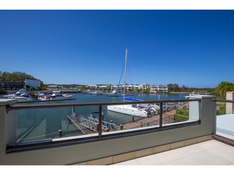 Coomera Waters QLD 4209