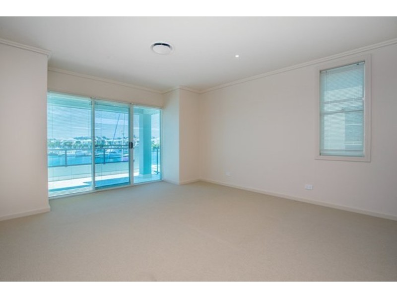 Coomera Waters QLD 4209