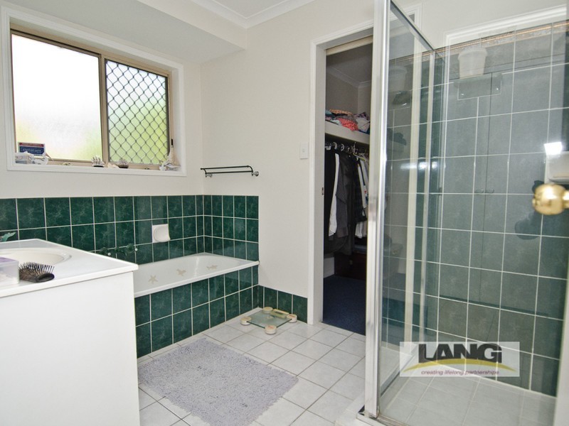 Edens Landing QLD 4207