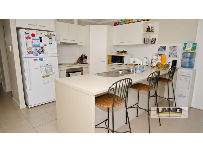 Regents Park QLD 4118