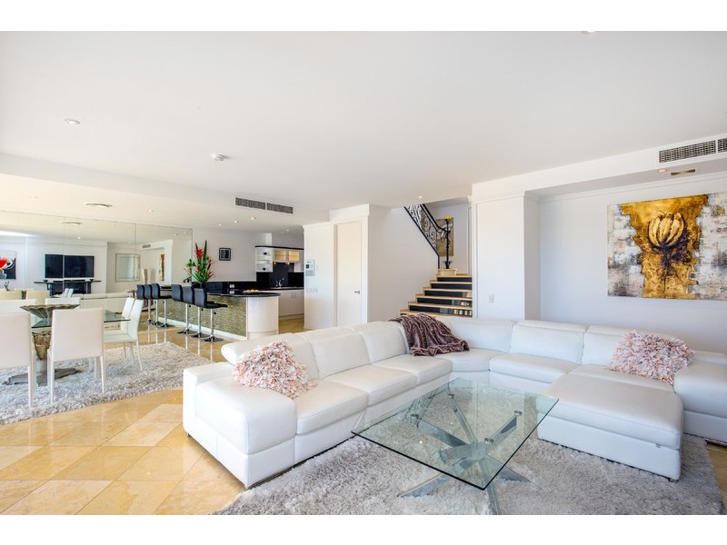 Hope Island QLD 4212