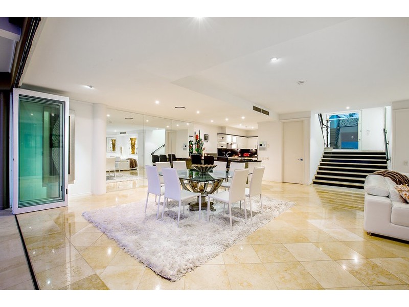 Hope Island QLD 4212