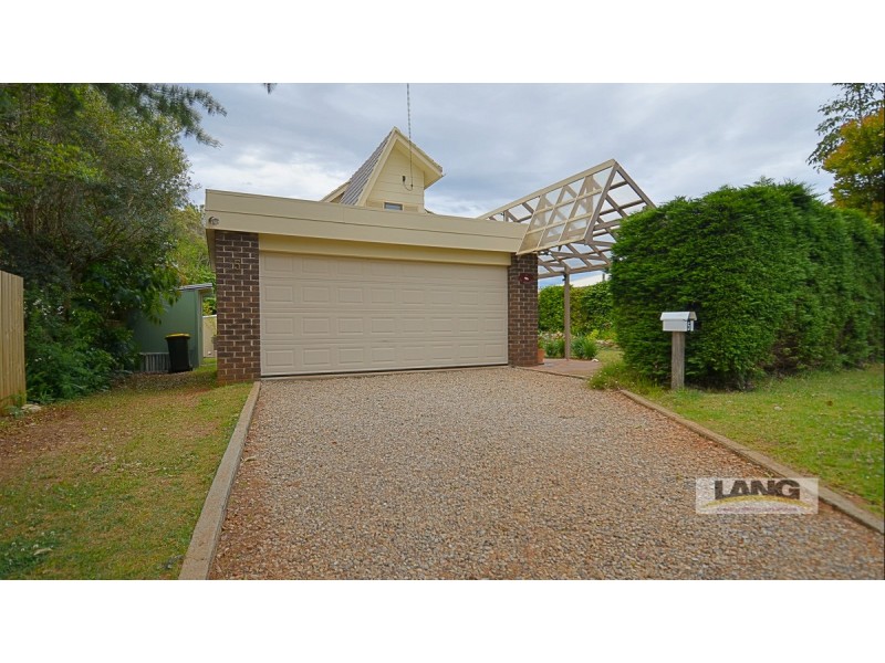 5 Southport Avenue, Tamborine Mountain QLD 4272