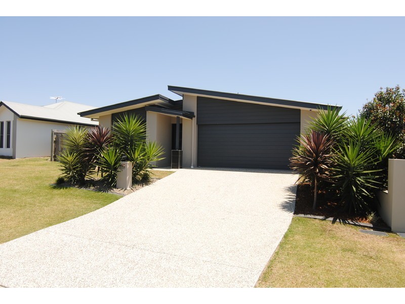 79 Beaumont Drive, Pimpama QLD 4209