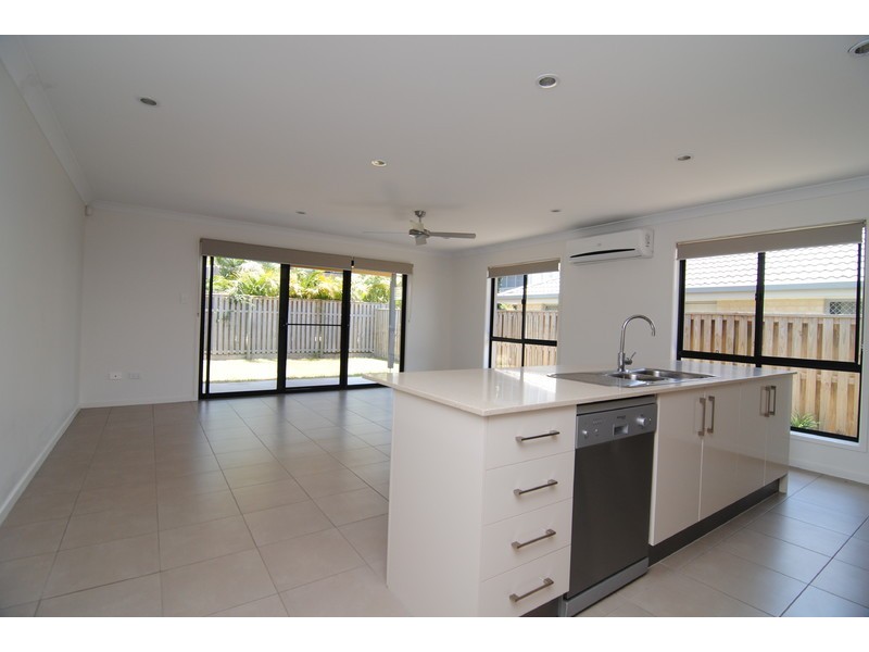 79 Beaumont Drive, Pimpama QLD 4209