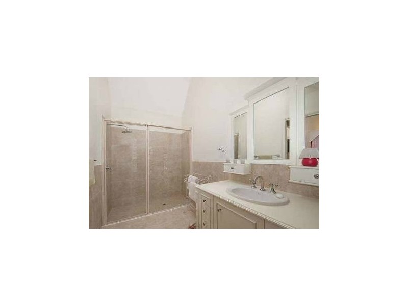 Wongawallan QLD 4210