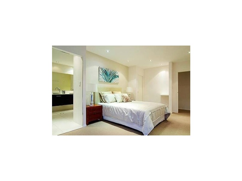 Coomera Waters QLD 4209