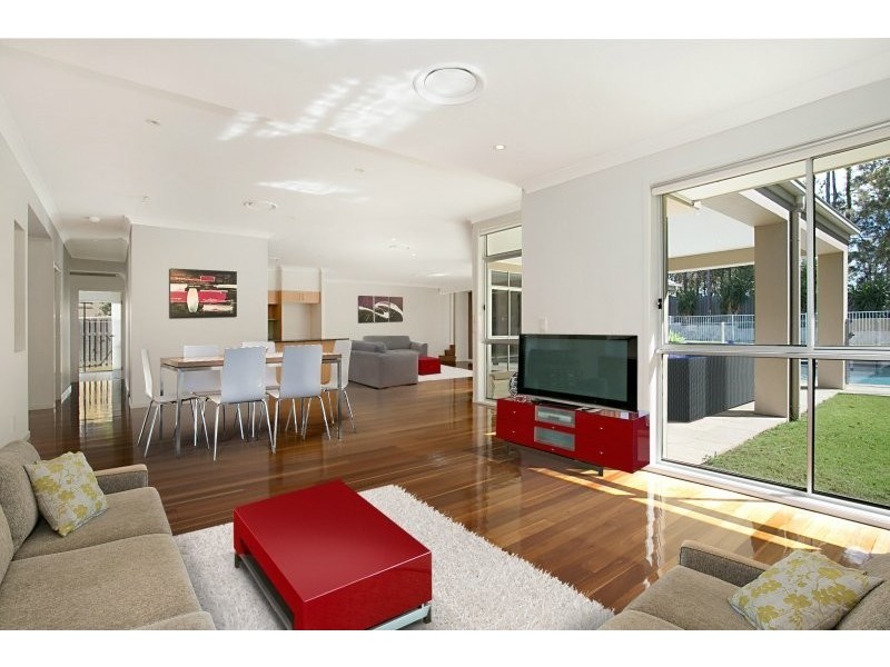 Coomera Waters QLD 4209