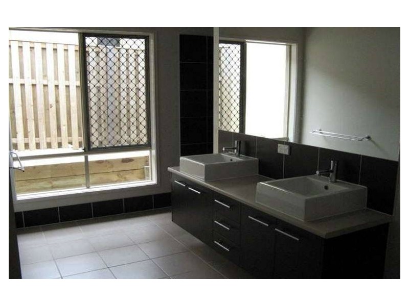 52 Summerlea Crescent, Ormeau QLD 4208