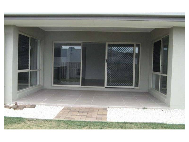 52 Summerlea Crescent, Ormeau QLD 4208