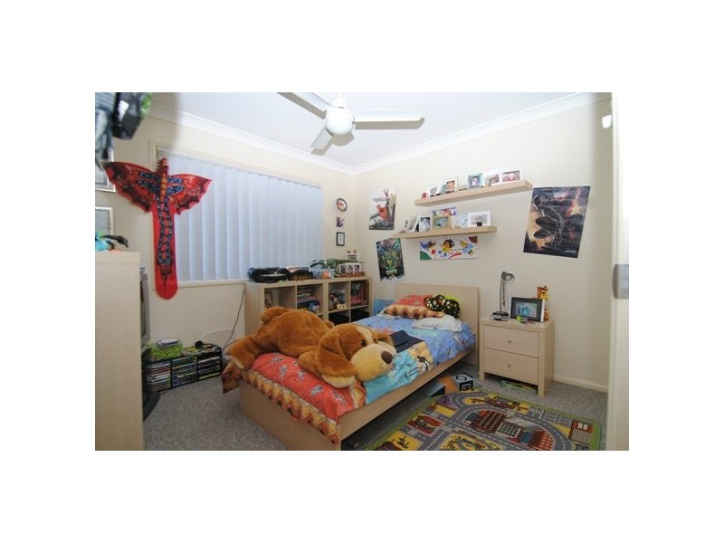 2/9 Old Kent Road, Upper Coomera QLD 4209