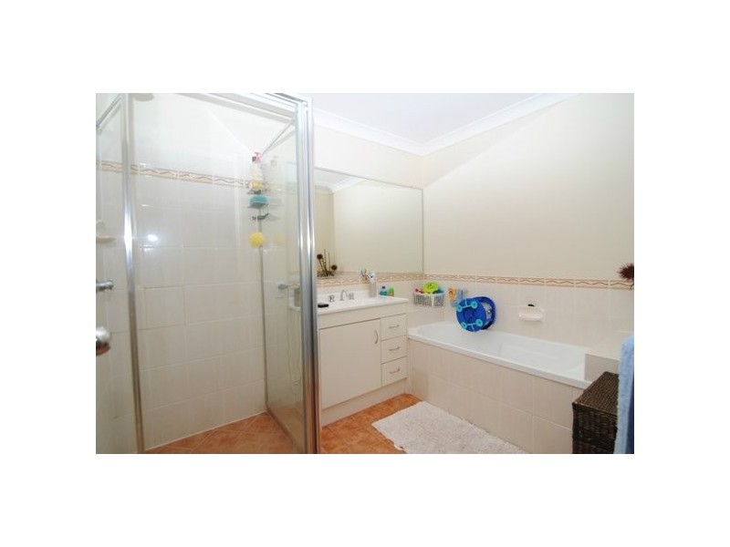 2/9 Old Kent Road, Upper Coomera QLD 4209