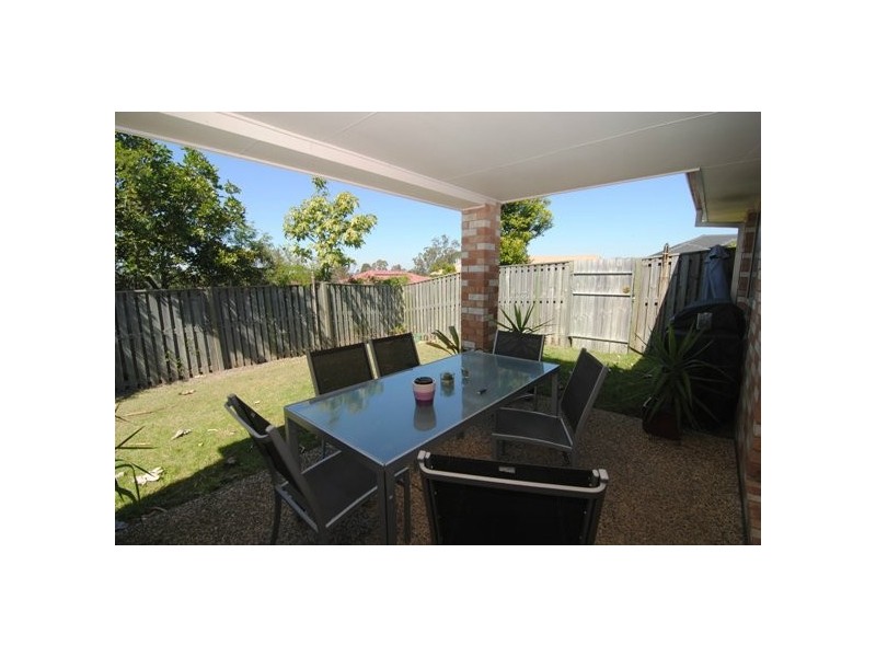 2/9 Old Kent Road, Upper Coomera QLD 4209