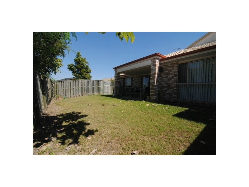 2/9 Old Kent Road, Upper Coomera QLD 4209