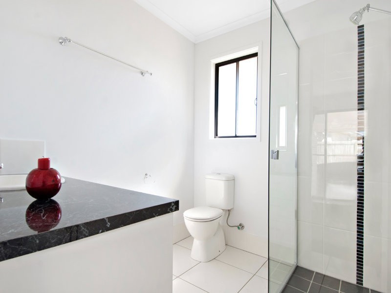 18 Sunrise Terrace, Little Mountain QLD 4551