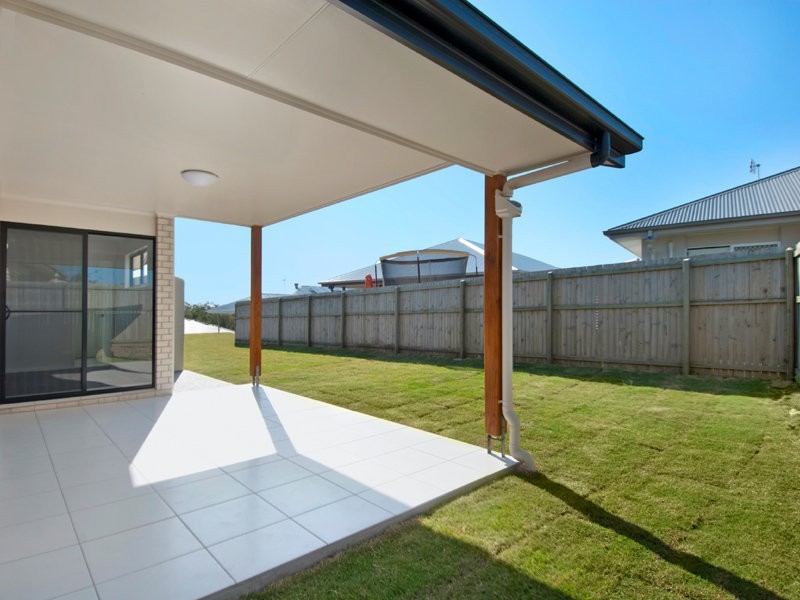 18 Sunrise Terrace, Little Mountain QLD 4551