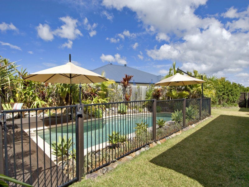 8 SHOAL COURT, Peregian Springs QLD 4573