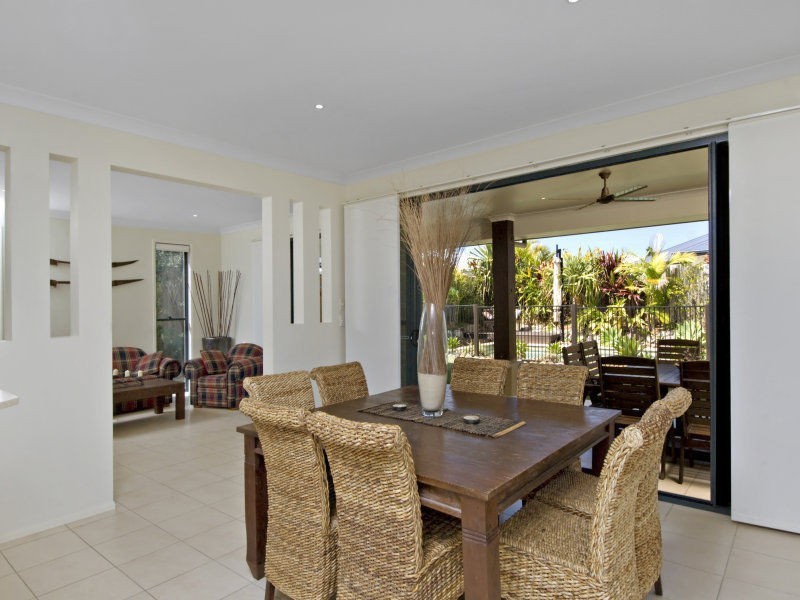 8 SHOAL COURT, Peregian Springs QLD 4573