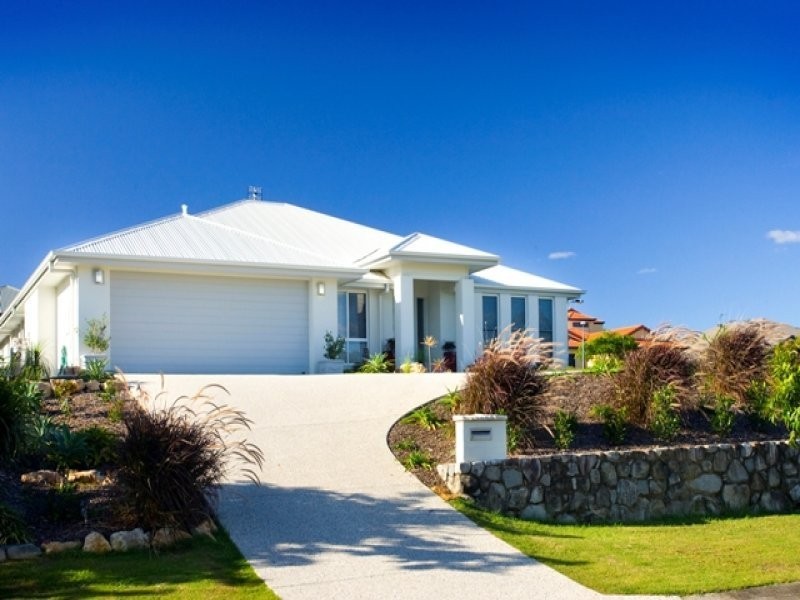 2 MADDENS CRESCENT, Peregian Springs QLD 4573