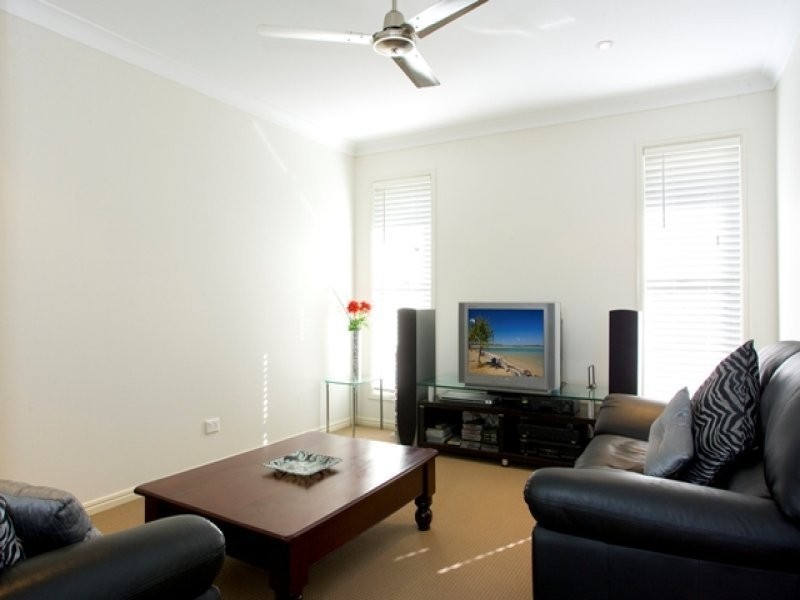 2 MADDENS CRESCENT, Peregian Springs QLD 4573