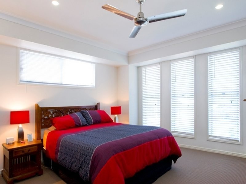 2 MADDENS CRESCENT, Peregian Springs QLD 4573