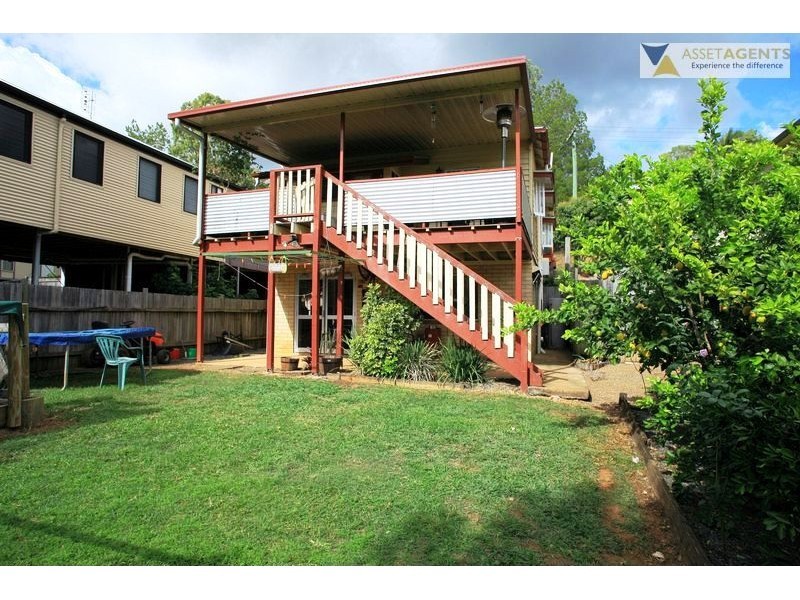 17 York St, Imbil QLD 4570
